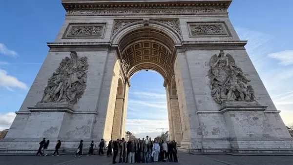 Francja Erasmus - Łuk Tryumfalny