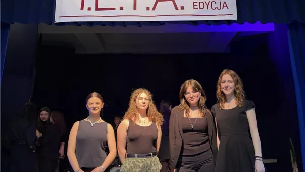 Laureatki XXX Festiwalu Ekspresji Twórców Amatorów.