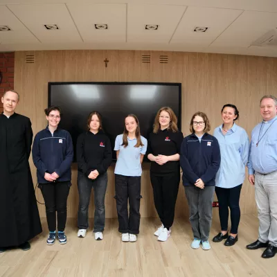 Finalistki wraz z komisją konkursową. (fot. Janusz Ćwik)