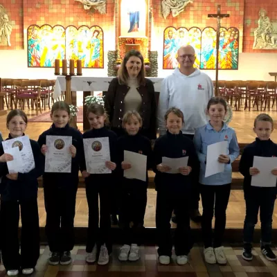 Ogłoszenie wyników Cecyliady dla klas 1-3 2025 podczas słówka w kościele