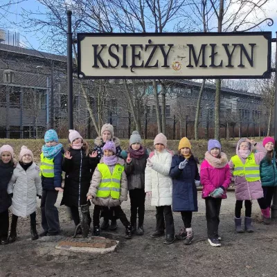 Klasa 2a podczas spaceru po Księżym Młynie 