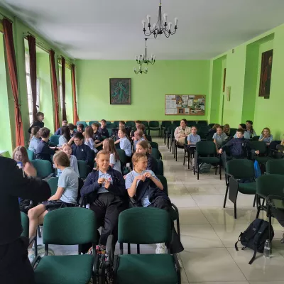 Wizyta pana Bartłomieja Jaskółki przedstawiającego zawód kominiarza