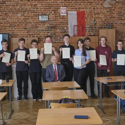 Uczestnicy 27. obóz naukowego fizyków z p. Henrykiem Czekalskim.