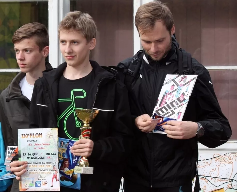 Dekoracja zwycięzców.