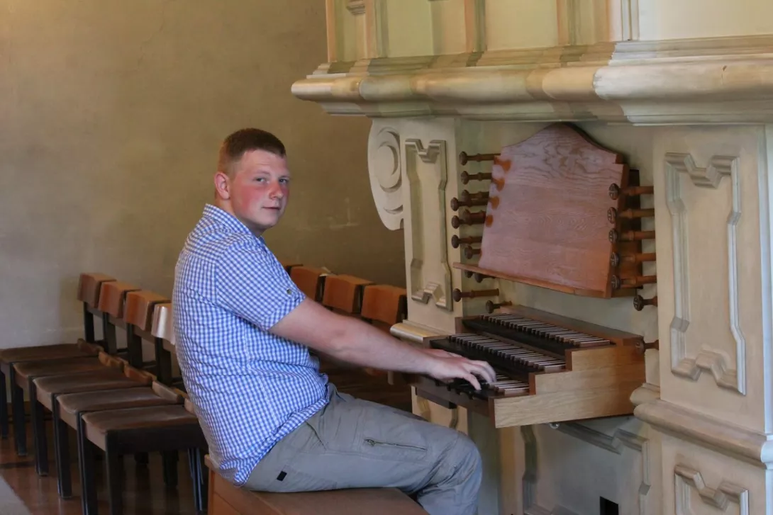 To także moja pasja - (Paweł - uczeń Muzycznej Szkoły Salezjańskiej w Lutomiersku).