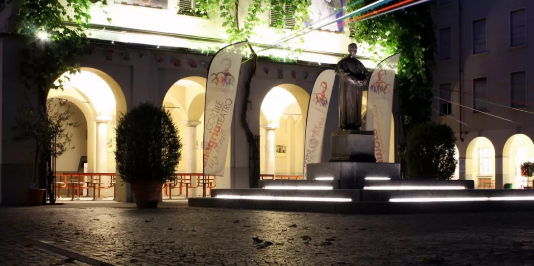 Nocą też jest uroczo.