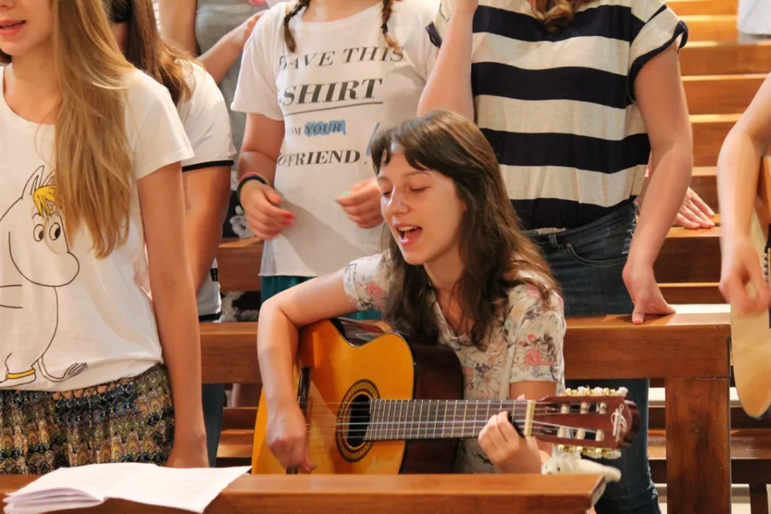 Kto śpiewa Panu Bogu - modli się podwójnie.