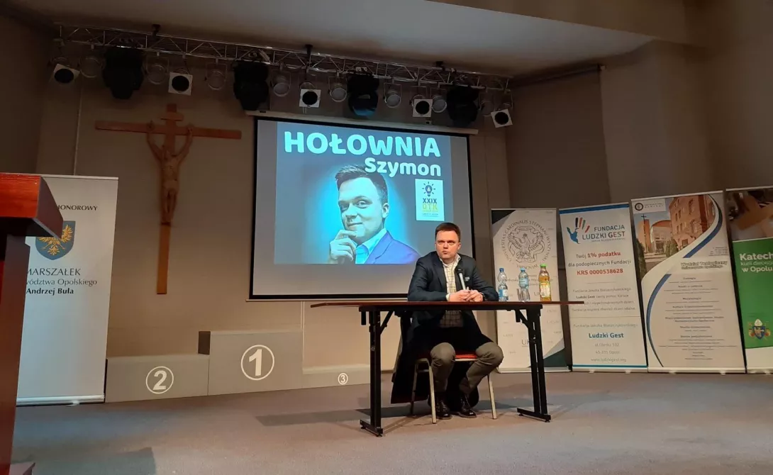 Spotkanie z Szymonem Hołownią. (fot. otk.pl)