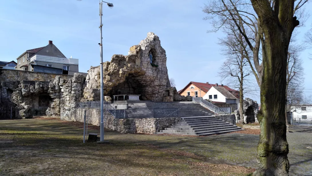 Grota Lourdzka na Górze św. Anny.