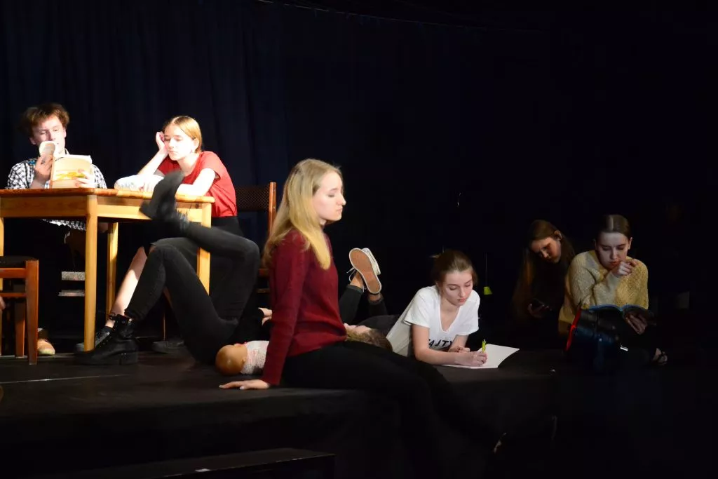 "To tylko zabawa" w reżyserii Dominiki Ślifierskiej 