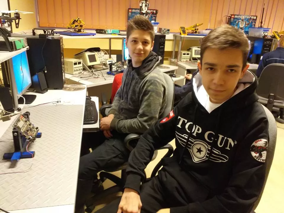 30 stycznia 2020 UŁ(fizyka)