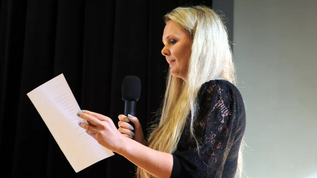 Zaprzysiężenie Samorządu Uczniowskiego SLO 2021/22 (for. Zofia Dziergowska)