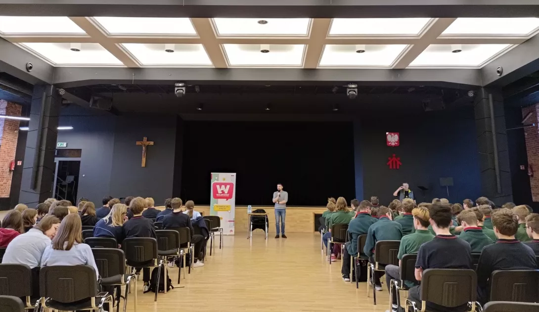"Wolontariat drogą do praworządności"
