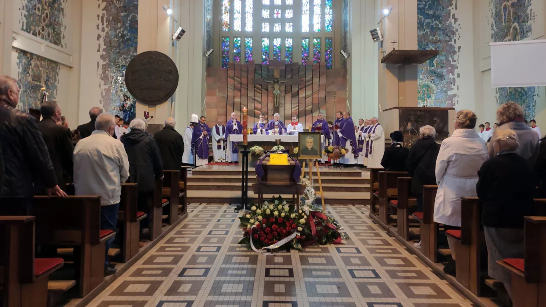 Msza pogrzebowa śp. ks. Józefa Belniaka SDB