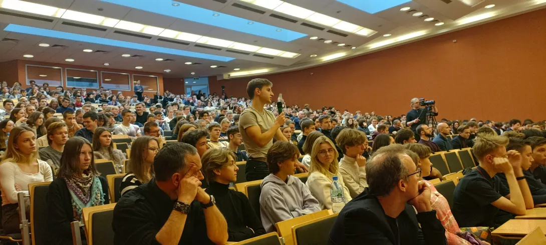 Zadawanie pytań przez uczniów naszej szkoły