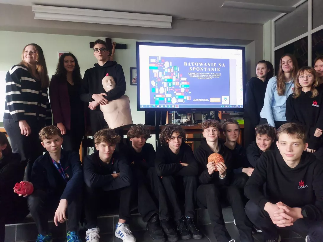 Ratowanie na spontanie.