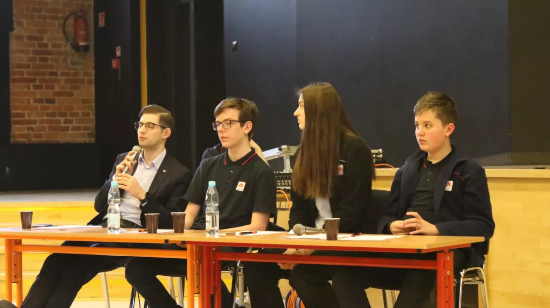 Debata szkolna w ramach konkursu Złote Szkoły NBP, 21.03.2023