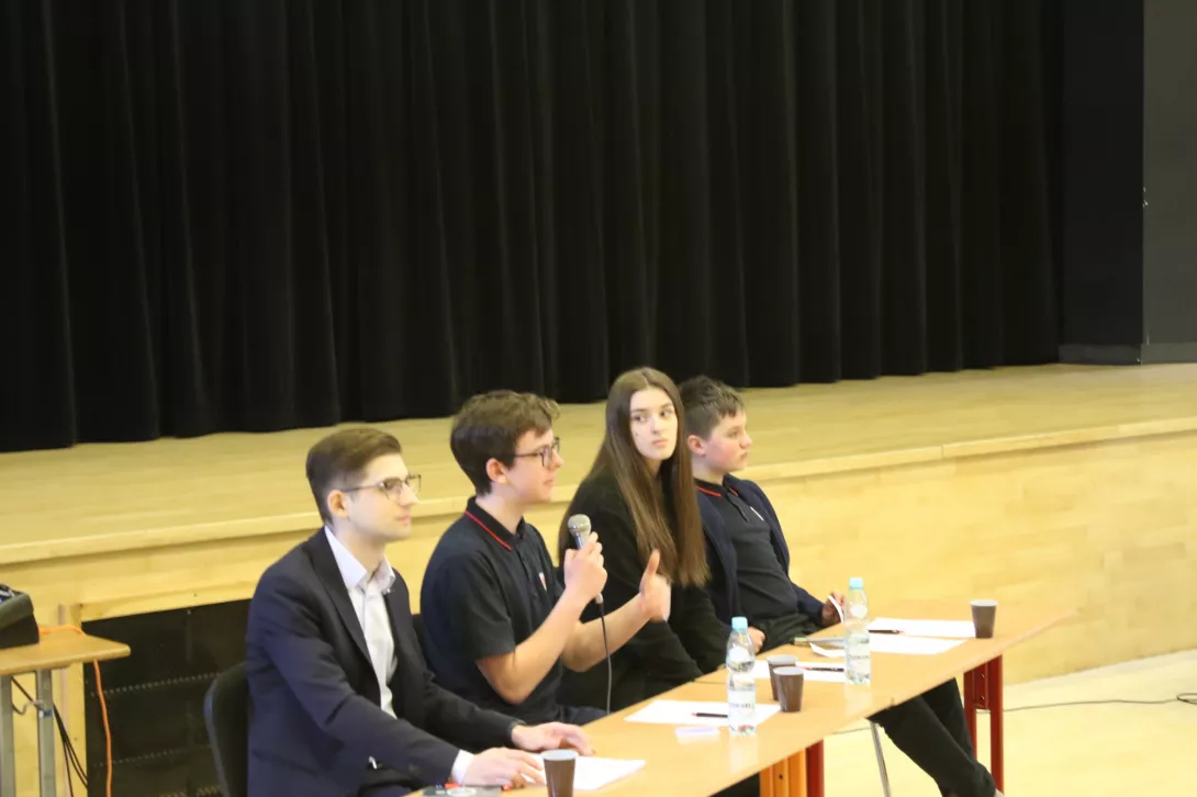 Debata szkolna w ramach konkursu Złote Szkoły NBP, 21.03.2023