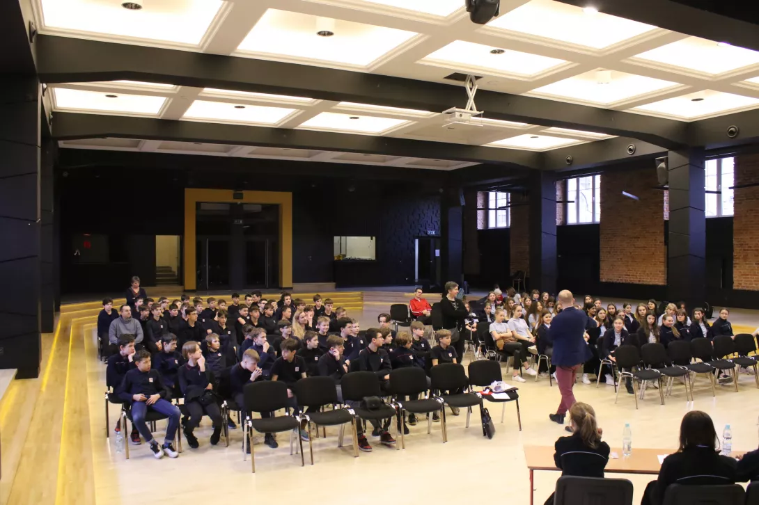 Debata szkolna w ramach konkursu Złote Szkoły NBP, 21.03.2023