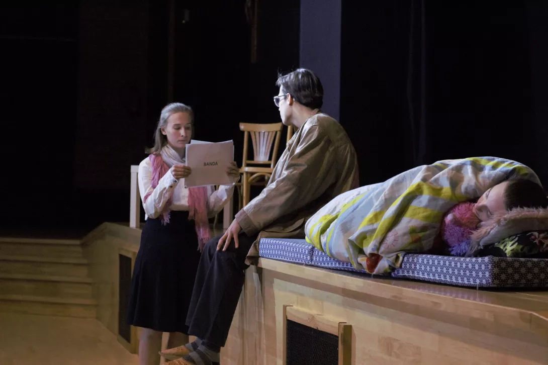 Premiera "Duży niebieski autobus"