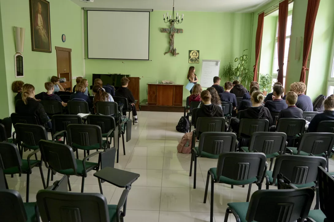 Szkolenia z odżywiania dla licealistów.