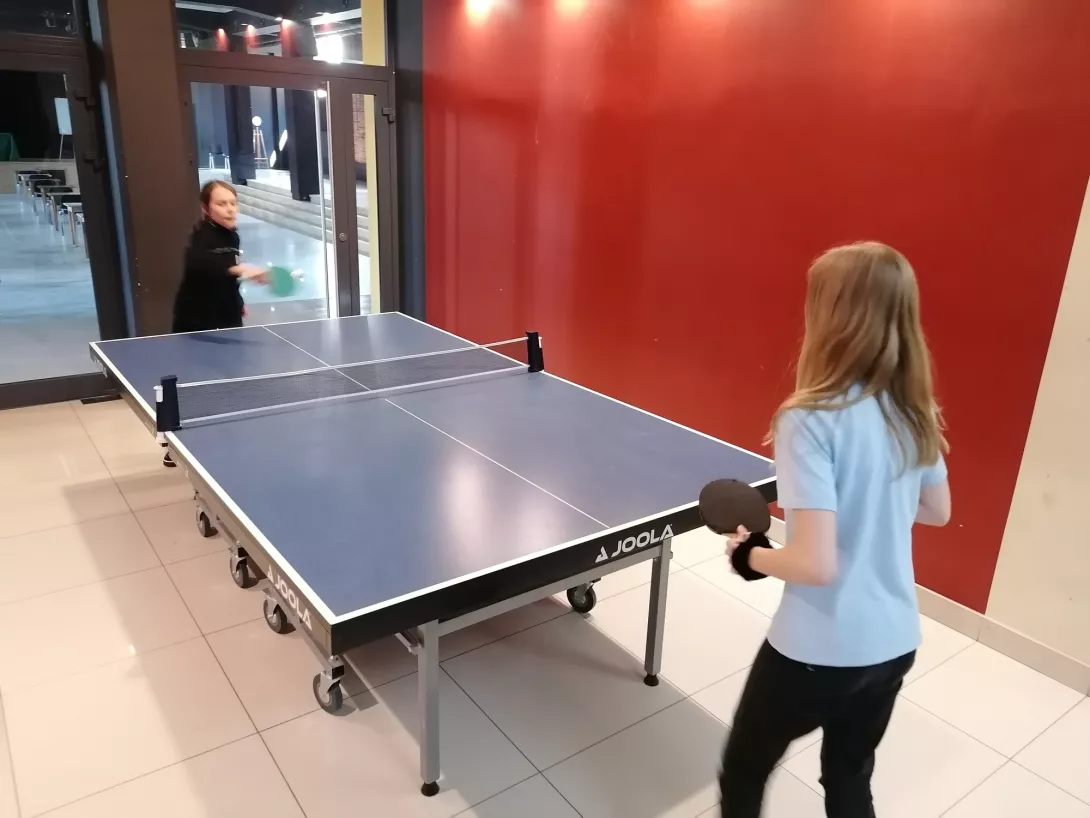Turniej tenisa stołowego wśród uczniów świetlicy klas 4-6