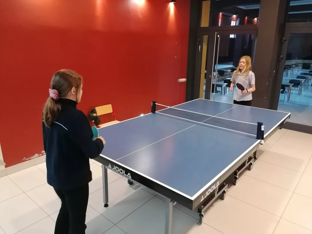 Turniej tenisa stołowego wśród uczniów świetlicy klas 4-6