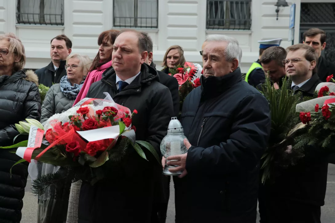 Odsłonięcie tablicy pamiątkowej poświęconej polskim dzieciom