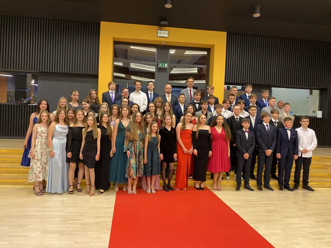 Bal Ósmoklasistów 