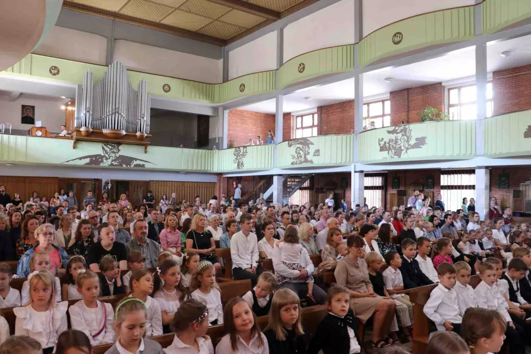 Ślubowanie klas pierwszych SSP