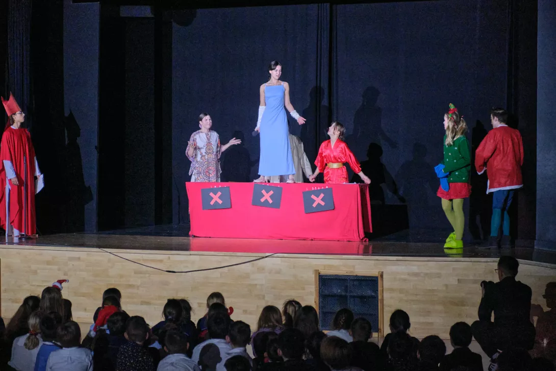 Jasełka w wykonaniu Teatru Beznazwy. (fot. Bartosz Żak)