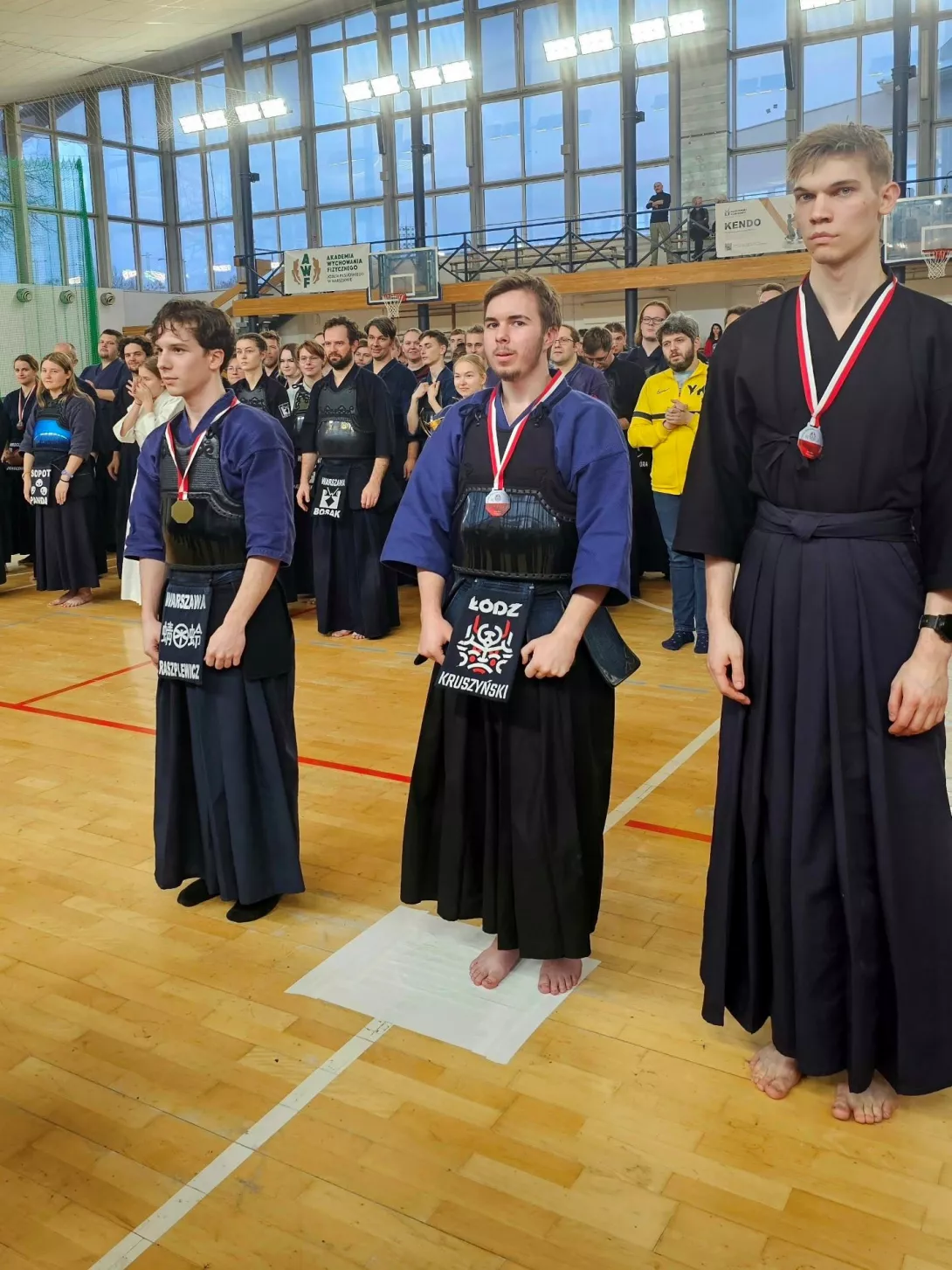 Mateusz Kruszyński, uczeń klasy 2B SLO, został srebrnym medalistą na Indywidualnych Mistrzostwach Polski Kendo 2024. (fot. KK)