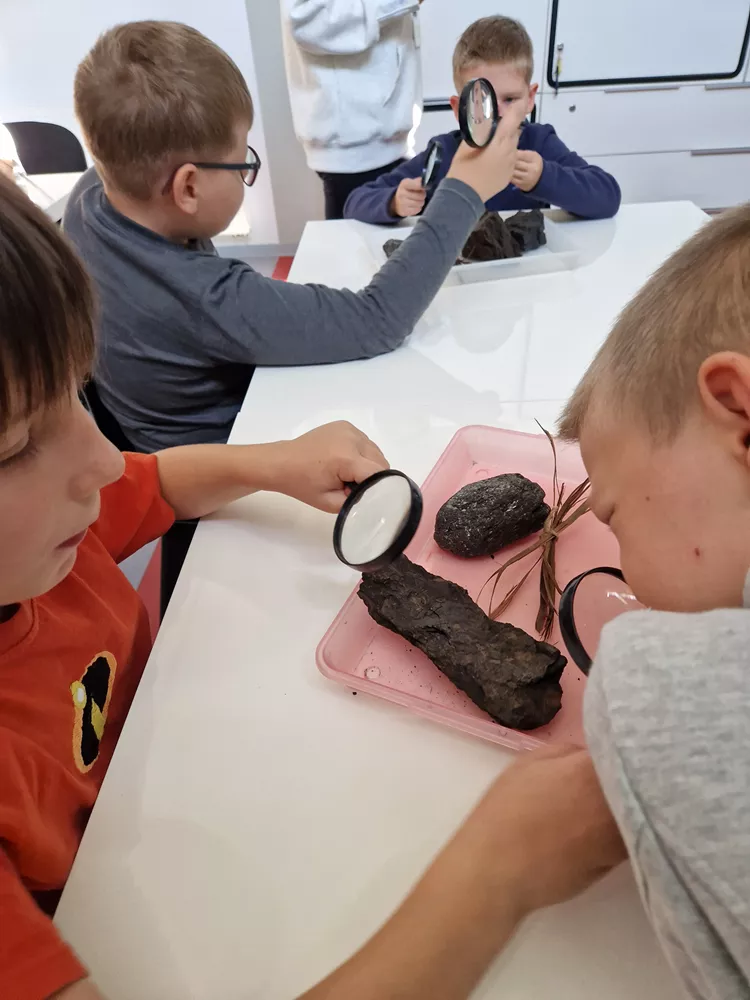 Uczniowie klasy 3C i 3D podczas wycieczki