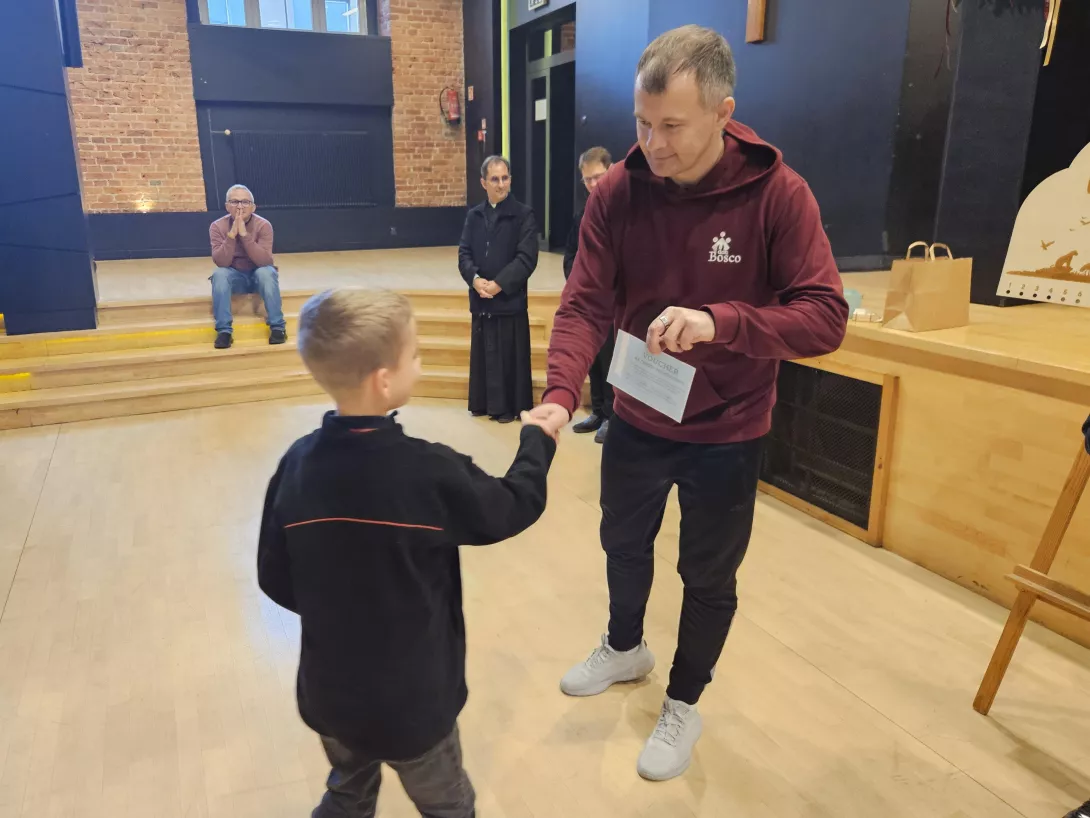 Uczeń otrzymuje voucher