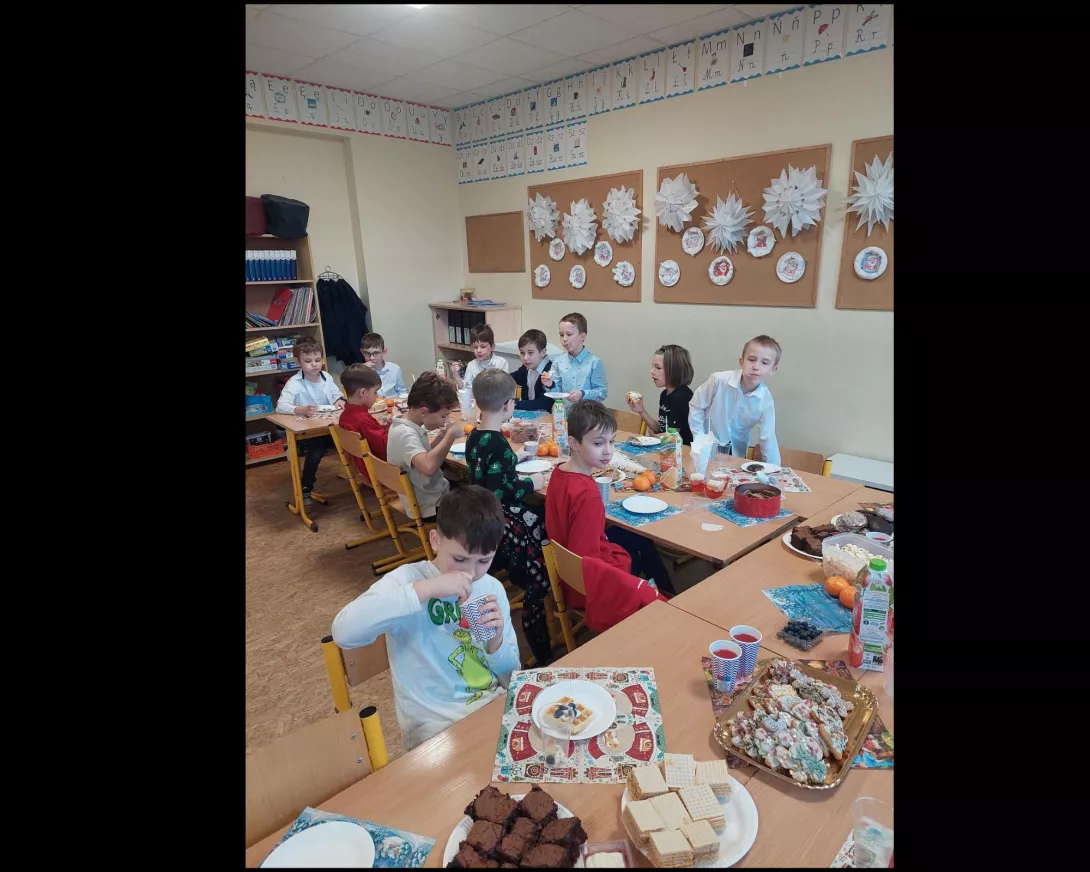 Spotkania wigilijne w klasach. Klasa 2b.