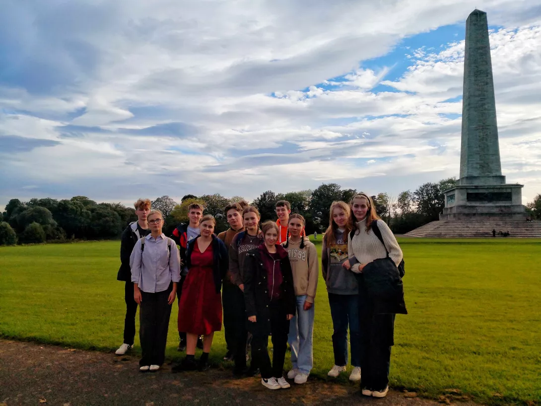 Uczestnicy projektu Erasmus Plus w Irlandii.