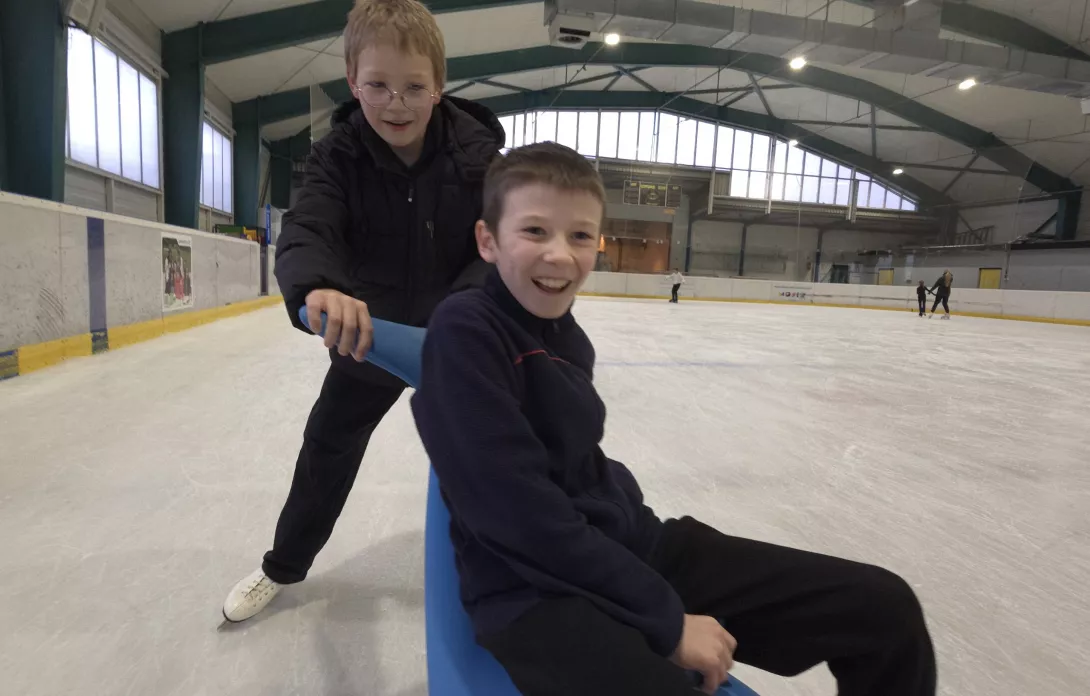 Wyjście na ślizgawkę klas piątych, foto. Jakub Fałek