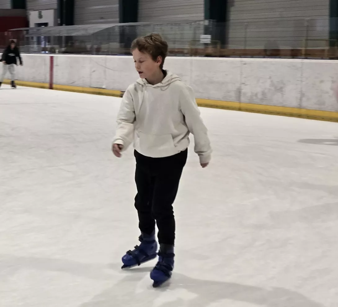 Wyjście na ślizgawkę klas piątych, foto. Jakub Fałek