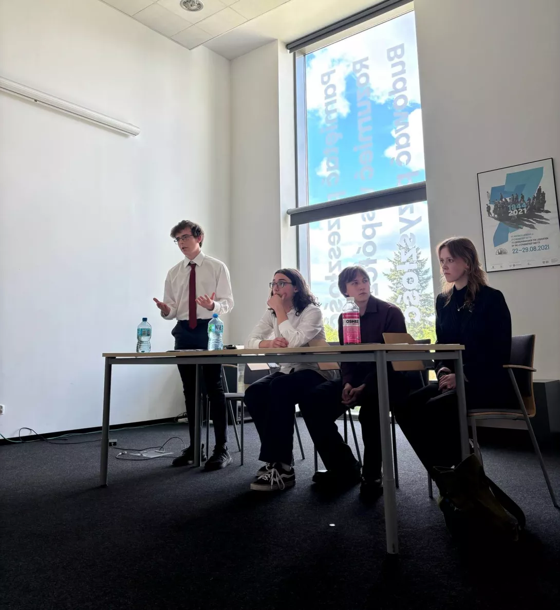 Debata z uczniami z XXIX LO.