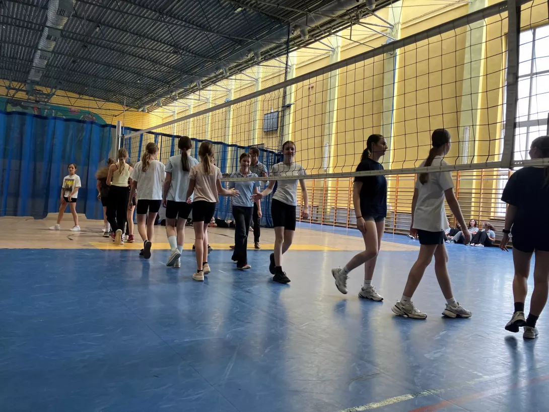 Pożegnanie klas ósmych i zaprzysiężenie nowego Samorządu Uczniowskiego, czerwiec 2025, fot. Zofia Kiełek