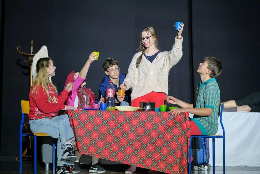 Jasełka w wykonaniu teatru Beznazwy. (fot. Amelia Szymańska)