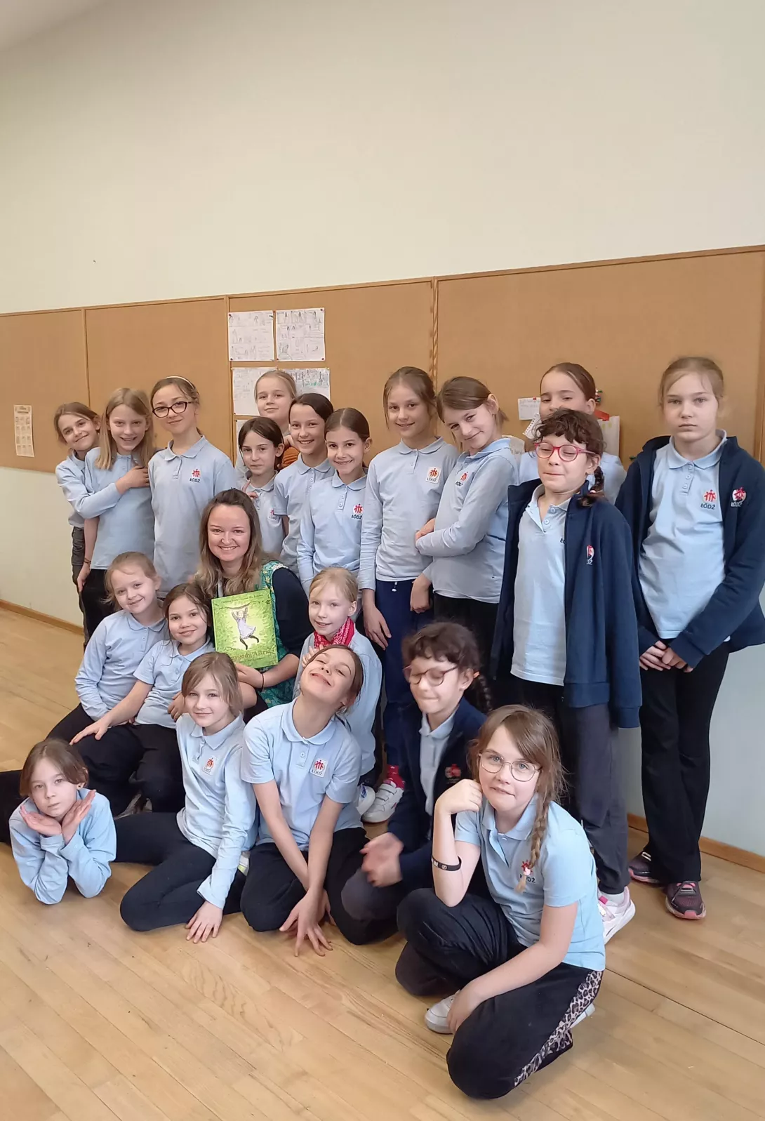 Uczennice kl.3c wraz z p.Martą