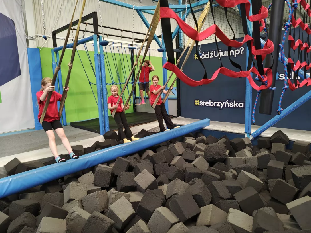 Uczestnicy III turnusu półkolonii SL Salos-Wodna w Saltosie (foto Sylwia Gajewska)