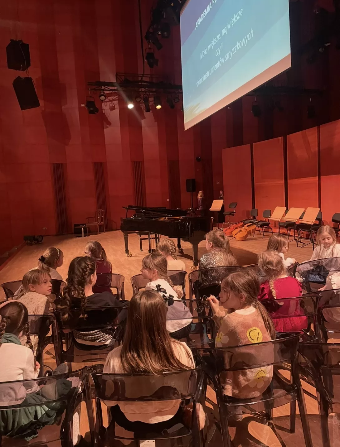 Uczennice na koncercie w Akademii Muzycznej