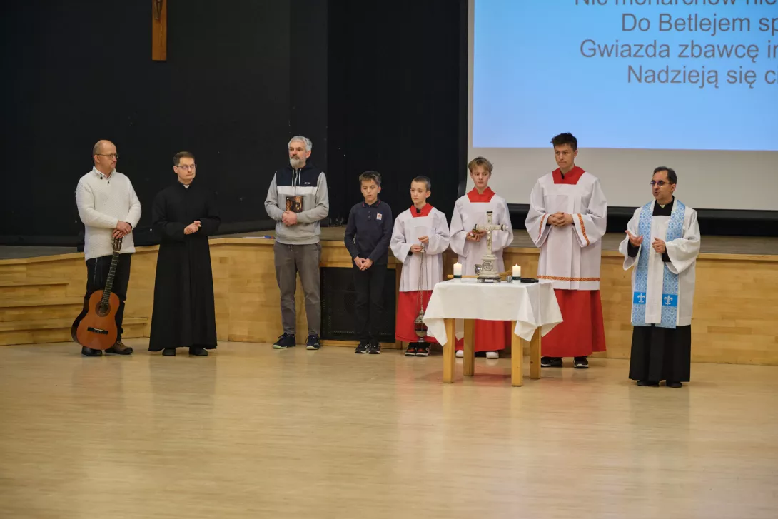 Kolęda szkolna podczas Słówka dla szkoły podstawowej.