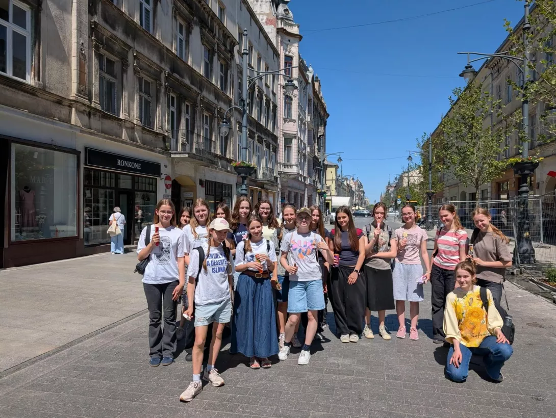 Klasa 7a na ulicy Piotrkowskiej