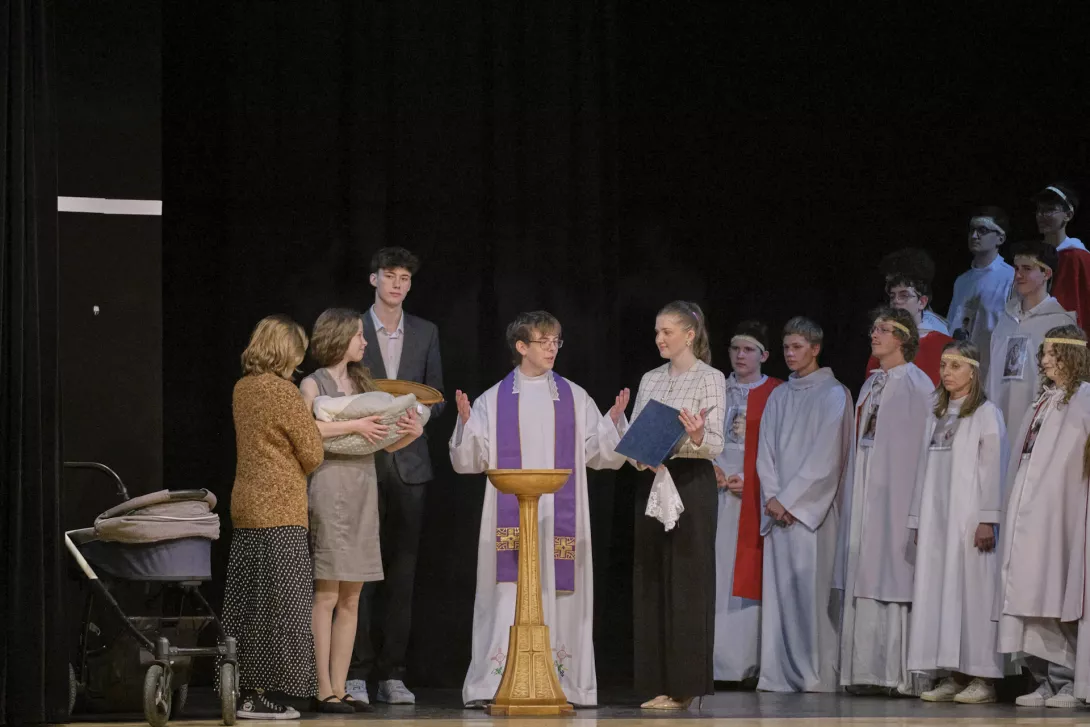 Przedstawienie Oddział Aniołów Stróżów. (fot. Maciej Majtczak)